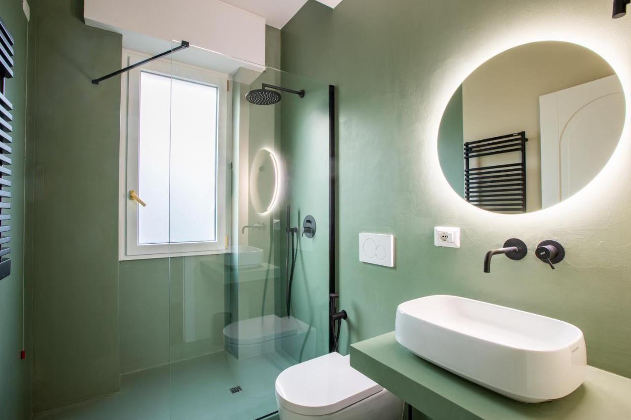Daplace - Corso Sempione Suites Milan Luaran gambar