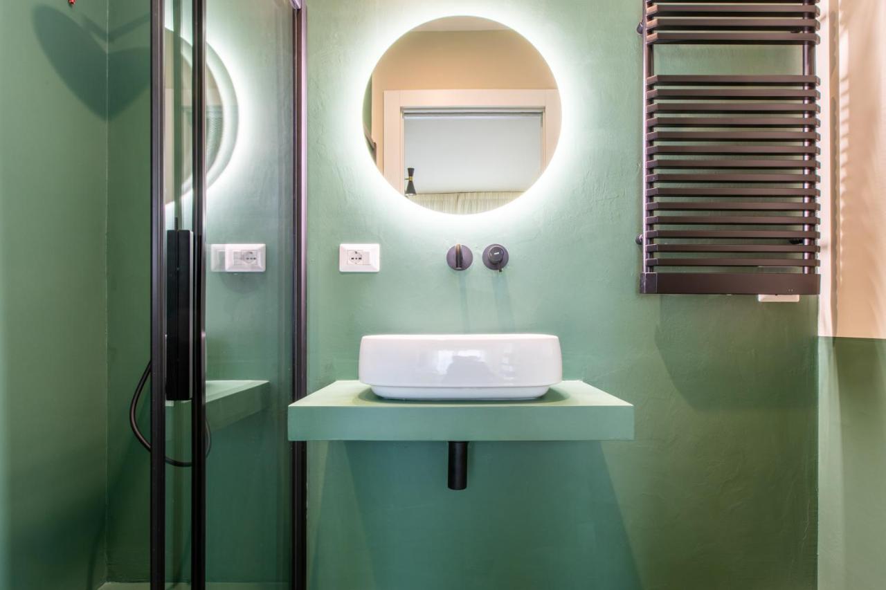 Daplace - Corso Sempione Suites Milan Luaran gambar
