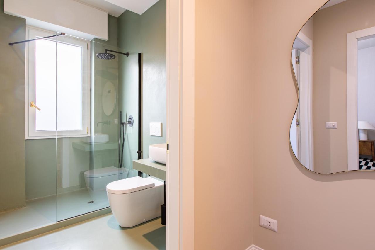 Daplace - Corso Sempione Suites Milan Luaran gambar