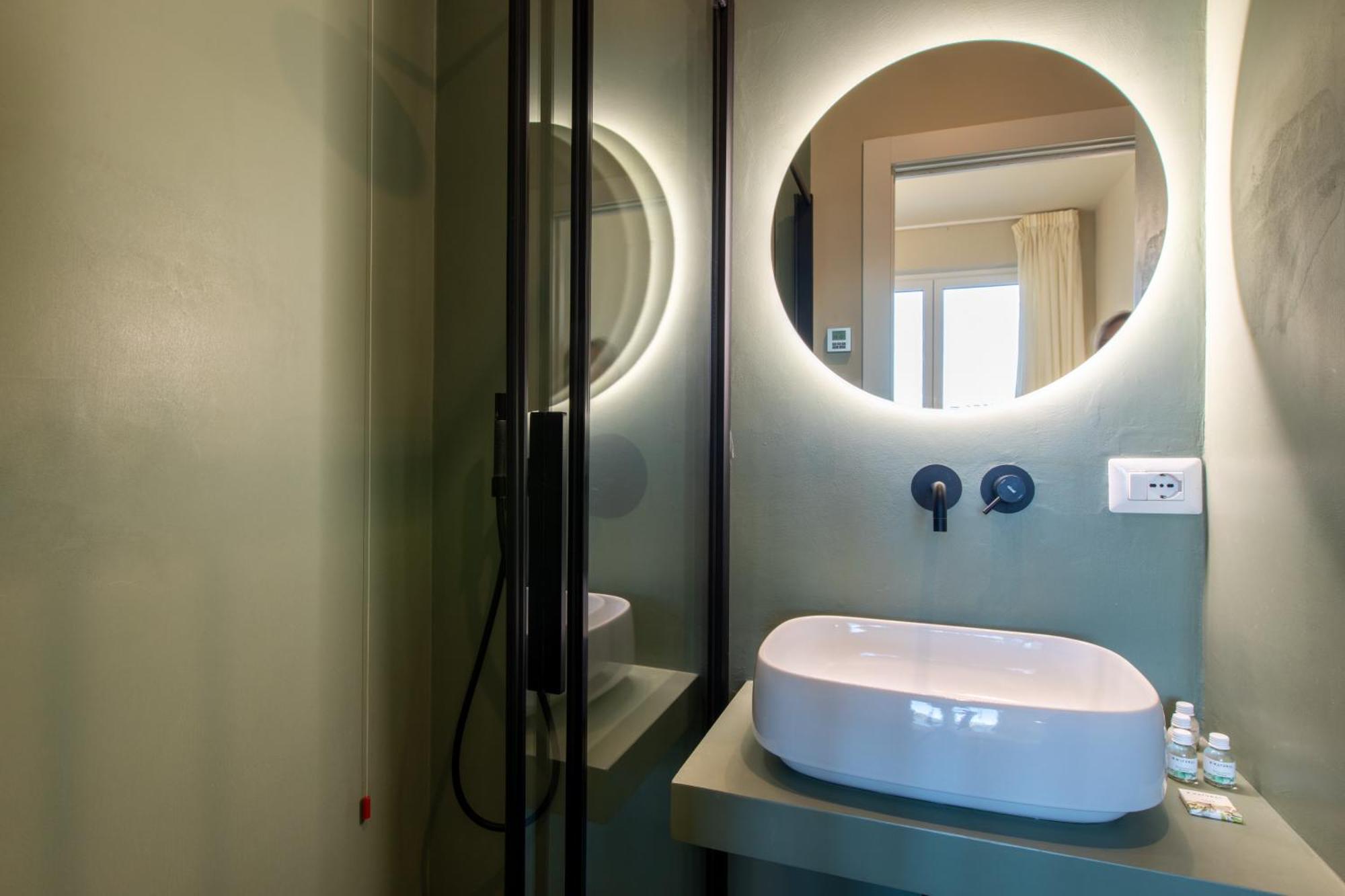 Daplace - Corso Sempione Suites Milan Luaran gambar