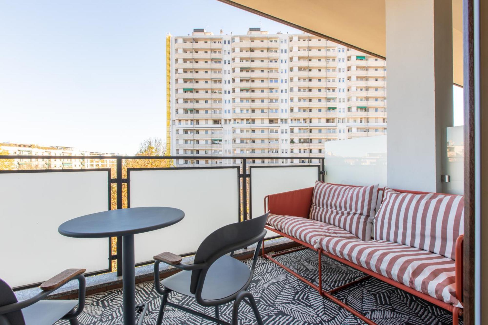 Daplace - Corso Sempione Suites Milan Luaran gambar